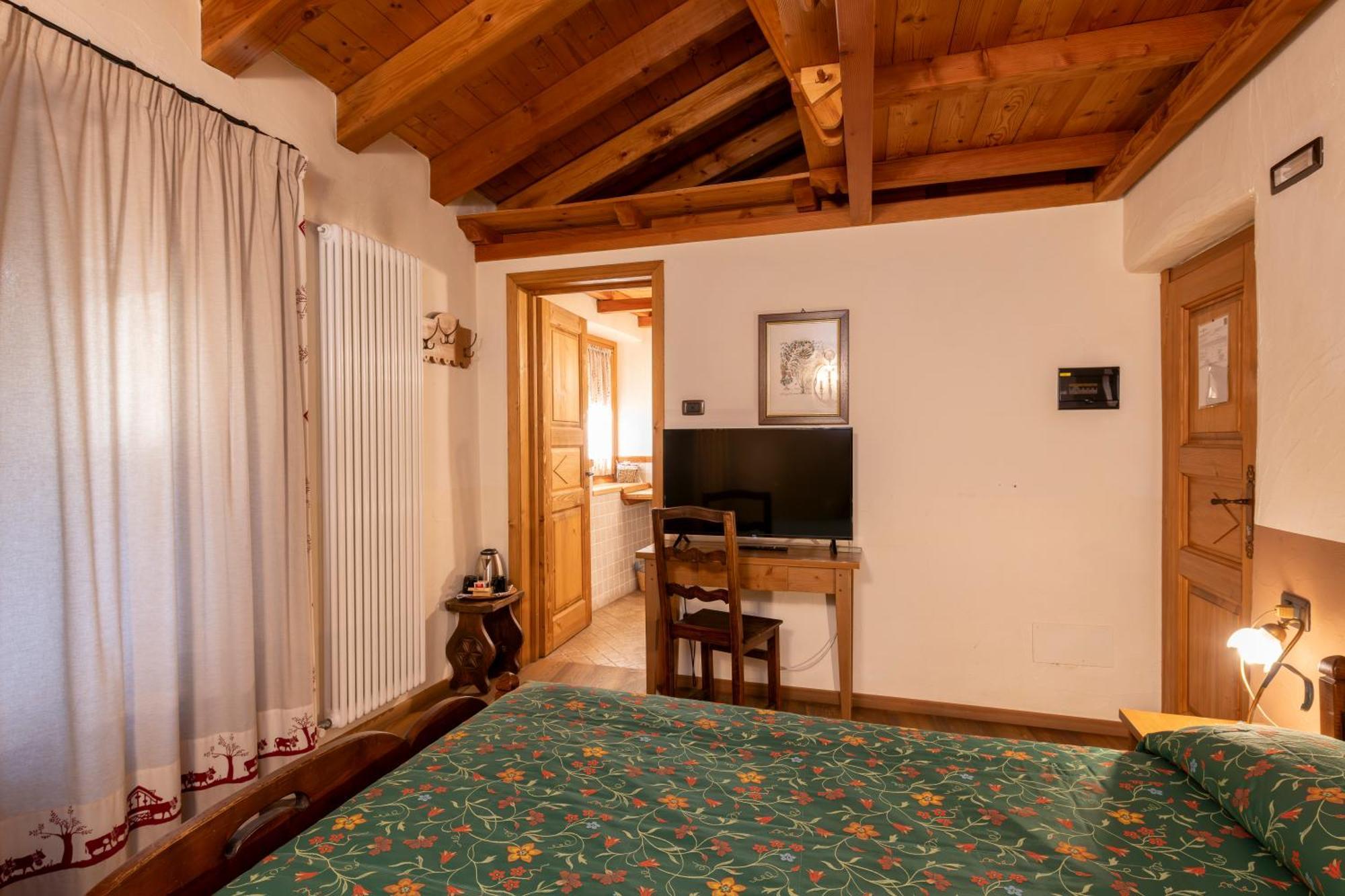 Maison Colombot Guest house *