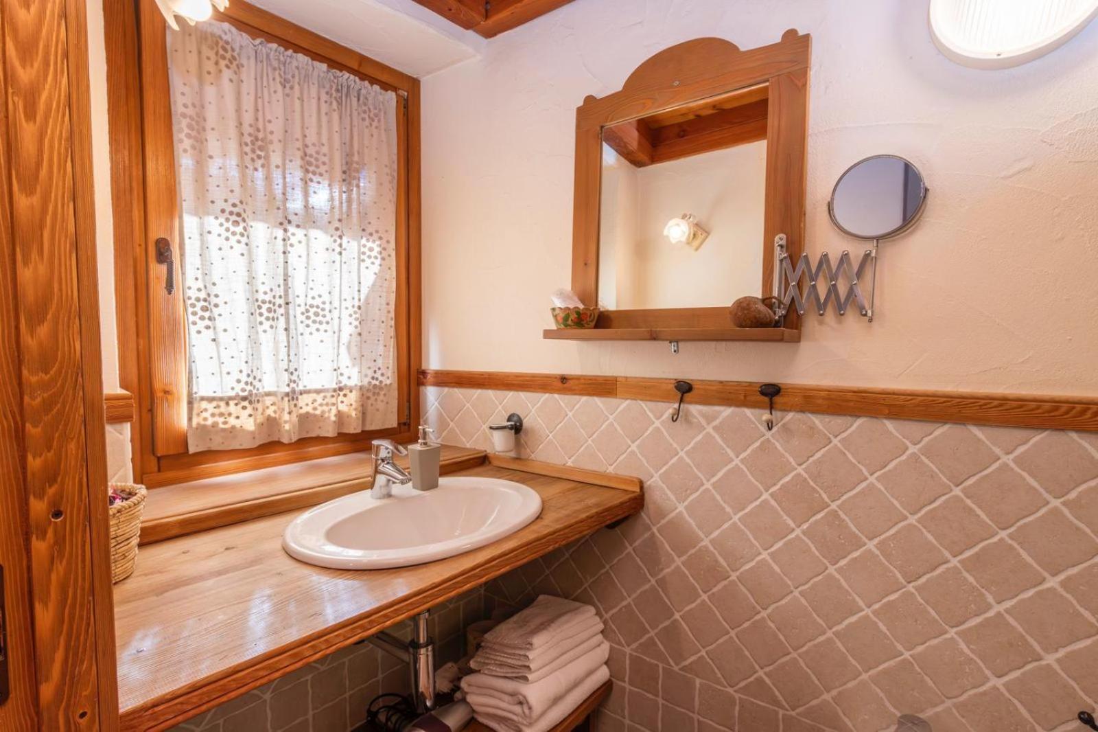 Maison Colombot Guest house